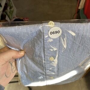 Old Navy Shirt Mens XXL Blus are carefully inspected before being shipped